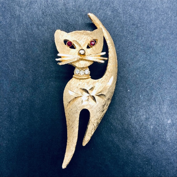 Sold!Vintage Cat Brooch/Pin by Mamselle - Picture 1 of 6